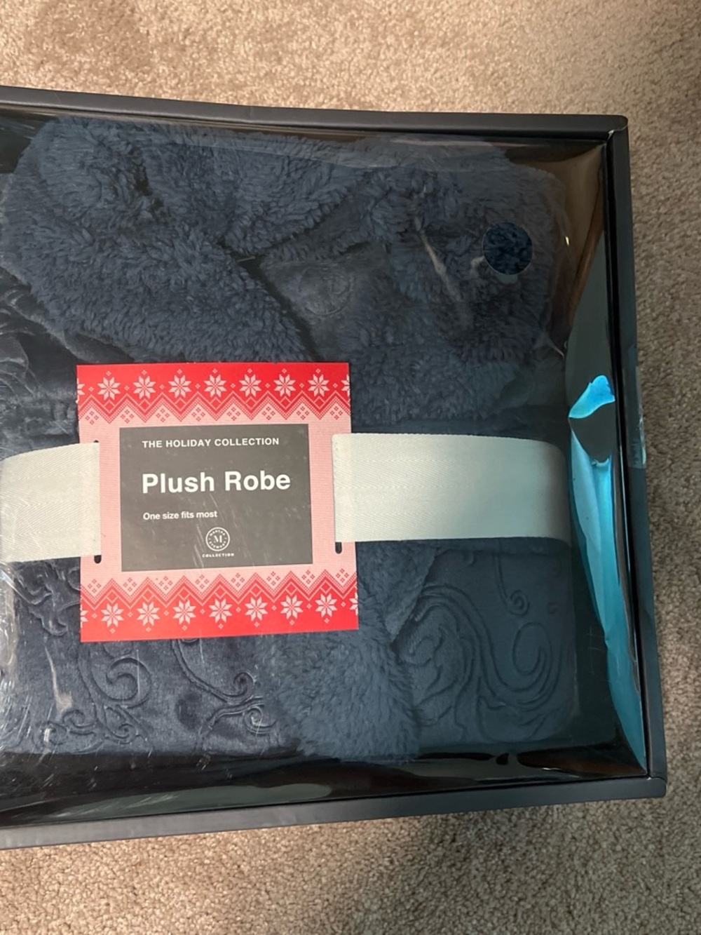 NWT. Martha Stewart Plush Robe in Navy